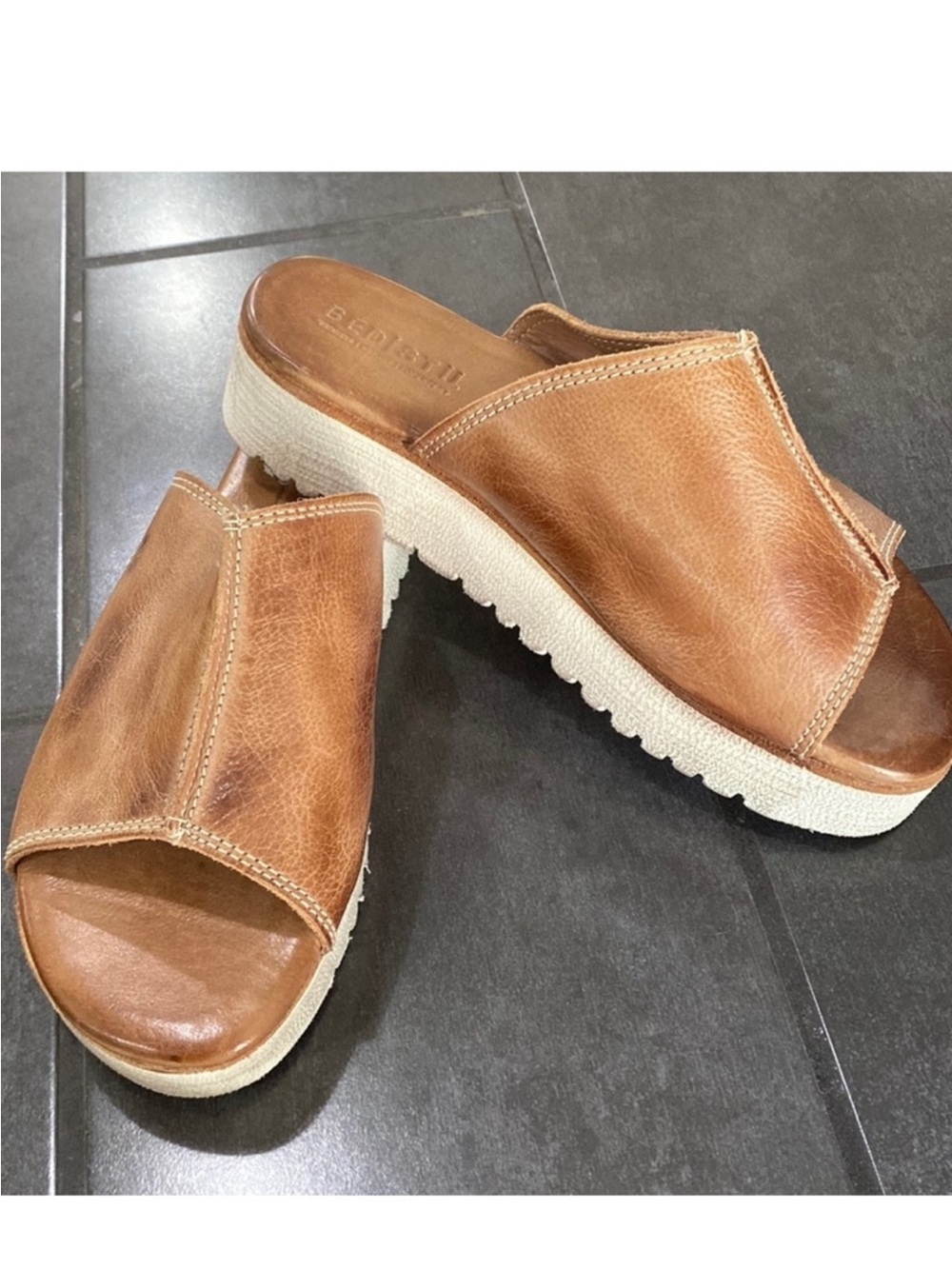 bedstu fairlee platform sandal